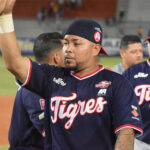 Tomás Telis empujó cuatro para conducir a Caribes
