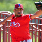 Ezequiel Carrera no tiene garantías de quedarse con los Azulejos