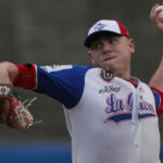 Magallanes derrotó a Caribes y niveló su récord