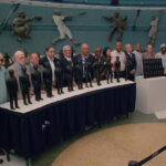 Cardenales contrató a dos pitchers