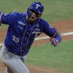 Oswaldo Arcia saca pelotas a ritmo de récord