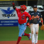 Águilas apaleó a Leones en el Universitario