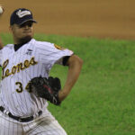 Tigres combinó sus brazos y bates para apalear a Tiburones