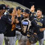 Juan Fernández se metió en la historia de la LVBP con un solo swing