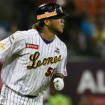 Ehire Adrianza y Minnesota acordaron por una temporada