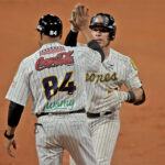 Magallanes maniató a Leones e igualó el liderato