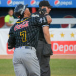 Caribes barrió a Águilas y quedó solo en el quinto lugar
