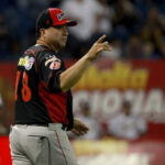 Lesión en la muñeca de Wilmer Flores no progresa