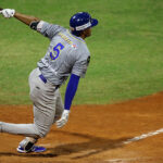 Leones alcanzó quinta victoria de la postemporada