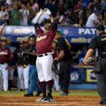 Tigres remontó para vencer a Bravos en Macuto