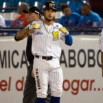 Cardenales ganó el toma y dame en las entradas finales para superar a Tiburones