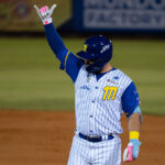 Caracas apabulló a Margarita y tomó el control de la cima