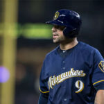 Salvador Pérez avanza en su rehabilitación