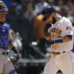 Alcides Escobar trata de salir del slump en que está sumido