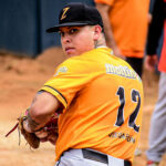 El grandeliga Freddy Fermín comenzó a entrenarse con Leones