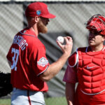 Robinson Chirinos listo para volver a ser titular de Texas