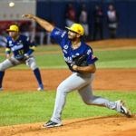 José Suárez prepara su debut con Bravos