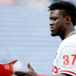 Anthony Santander respondió en su debut