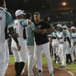 Denis Phipps fulminó al pitcheo de Leones