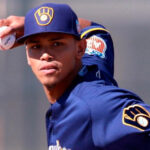 Oscar Hernández regresó a las Mayores