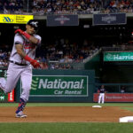 Carlos Carrasco ganó por décima vez y se anotó en un club exclusivo