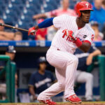 Carlos Sánchez planea reportarse este viernes