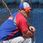 Leones barrió y sigue en la punta