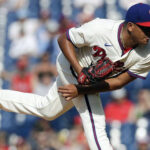 José Alvarado recibirá oportunidades de salvar