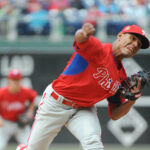 Manny Piña brilla con los Cerveceros