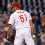 Ricardo Pinto reapareció en Grandes Ligas tras tomar una larga ruta