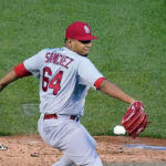 Medias Blancas llamaron desde su sede alterna a Yolmer Sánchez