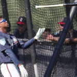 Martín Pérez avanza en su recuperación