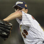 Omar Bencomo Jr. se alista para abrir el Juego Inaugural de Bravos