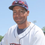 Robert Suárez sumó otro salvado con Hanshin