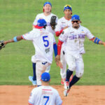 Tiburones obtuvo de Leones a Eduardo Paredes
					25/09/2023