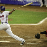 Caribes propinó quinta derrota seguida a Águilas