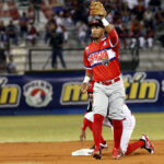 Luis Arráez celebra volver a estar saludable