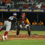 José Rondón no perdió tiempo para debutar con Leones