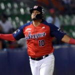 Leones continuó yugo ante Magallanes y empató el liderato