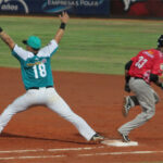 Alexis Candelario mantiene a Tiburones en la punta