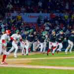 Águilas terminó invicto la primera ronda al vencer a Caimanes