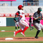 Jonrón de Wilkin Castillo fulminó a Astronautas y clasificó a Toros