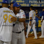 Jonrón de Ángel Reyes puso al Magallanes en Quisqueya