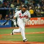 José Altuve alcanzó su cuarta temporada seguida con 200 hits