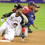 Óscar Salazar decidió con un swing
