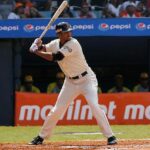 Alex Ramírez anuncia su retiro de la pelota japonesa