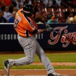 Petit cerró los premios semanales de la 2013-2014