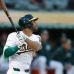 Robert Suárez lidera las Mayores en salvados y se acerca a un récord personal