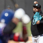 Tomo Otosaka salió del roster de Bravos