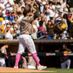 Luis Arráez volvió a hacer historia con el uniforme de San Diego
					24/05/2024